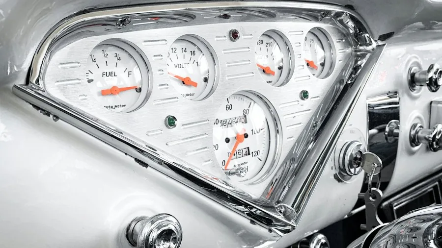 Porsche Builds a Supercar Above the 911 Driver's Dream Expanding Beyond an Icon 2 analog dashboard mechanical controls