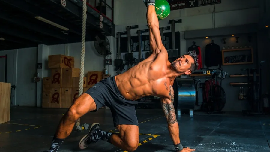 31-Day Kettlebell Workout Program: What Shoppers Need to Know About Building Explosive Strength 2 athlete performing kettlebell swings