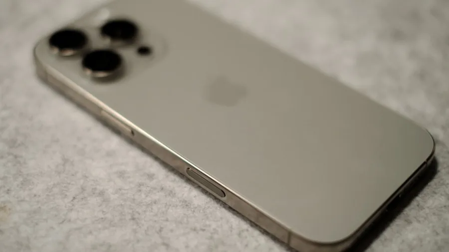 iPhone 18 Release Strategy Splits Lineup: What Shoppers Need to Know 2 camera lens technology closeup