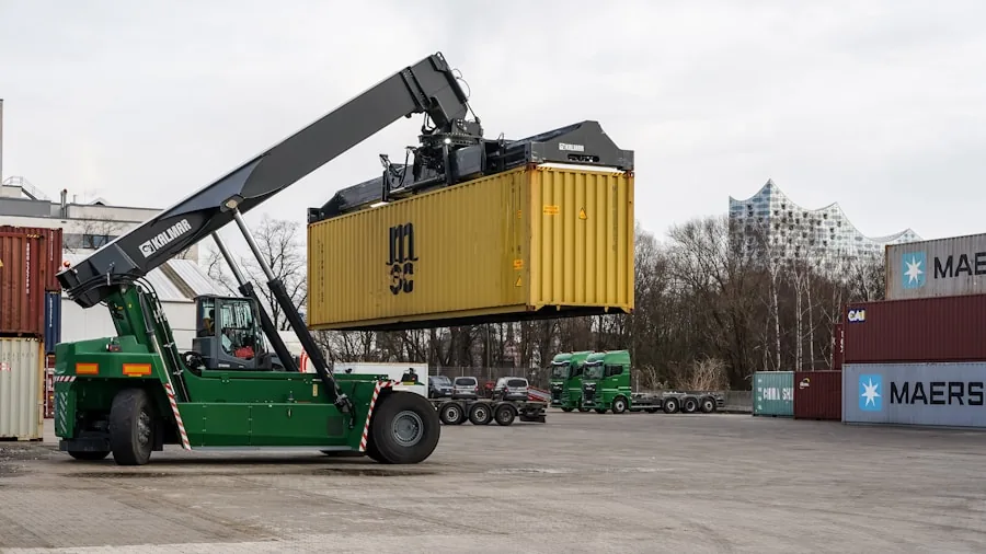 cargo area loading flexibility storage