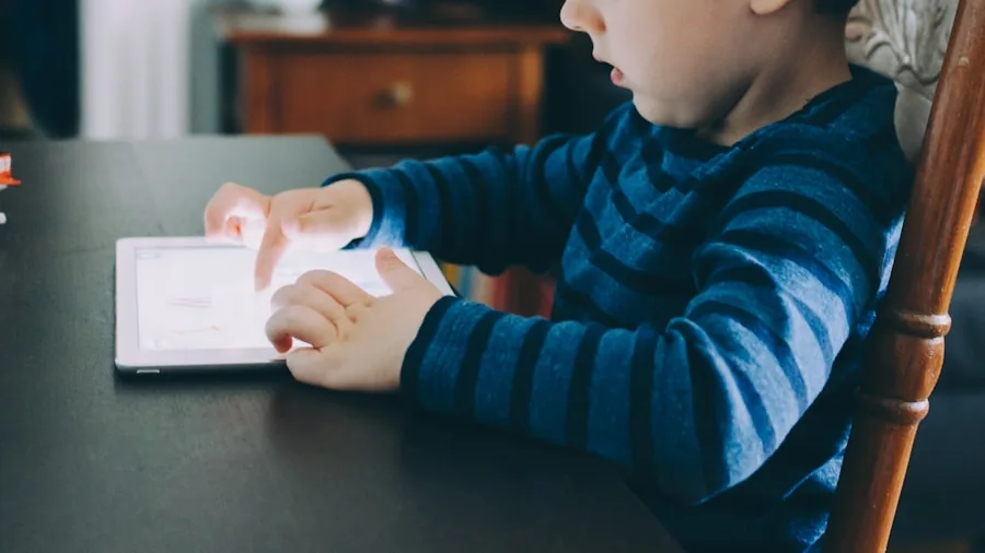 The %product_count% Best Kids Tablets 4 Child organizing digital files and apps on tablet for learning