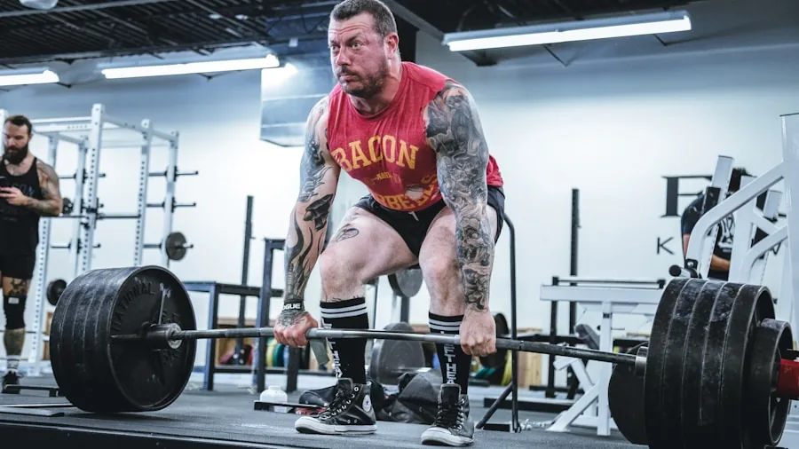 Celebrity Trainer's 5 Strength Moves That Build Full Body Muscle: What Shoppers Should Know 3 deadlift proper technique lifting