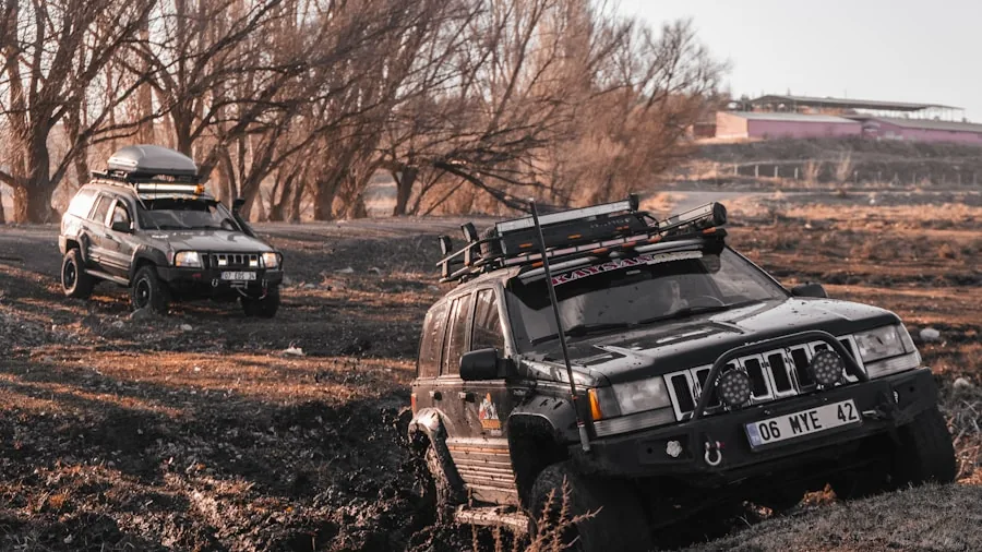 2027 Land Rover Range Rover EV Arrives: What Buyers Should Know 2 electric vehicle off-road terrain mud