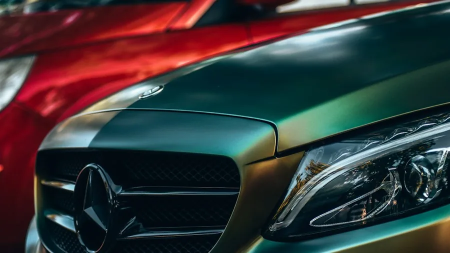 2027 Aston Martin DBX GT SUV Revealed: What Luxury Shoppers Need to Know 2 elegant car exterior design