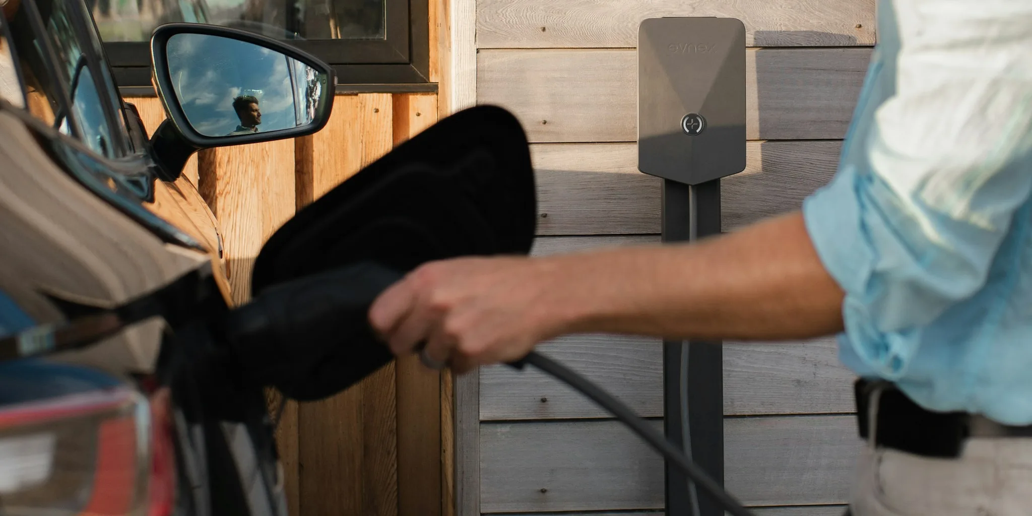 Tesla Model 3 and Y Now Support Home Backup Power