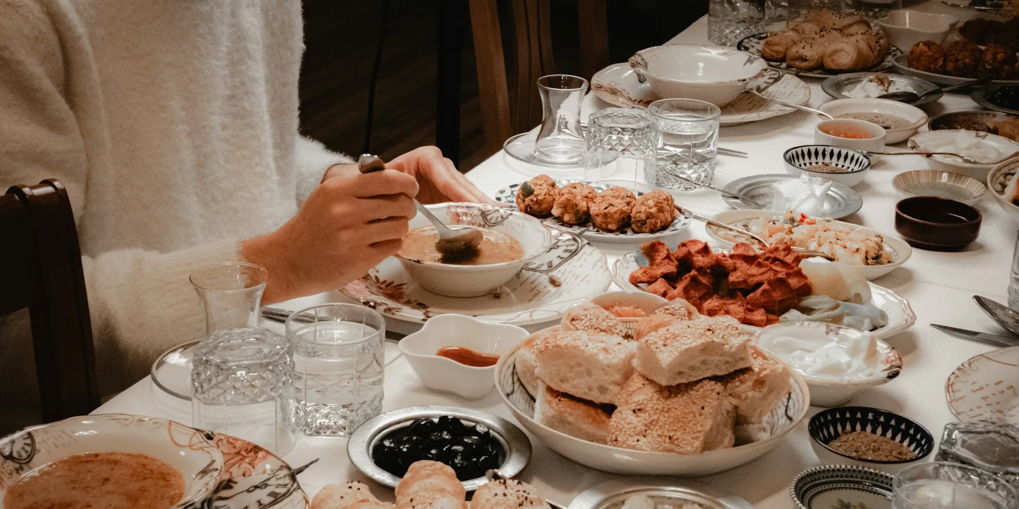 The Best Dinnerware Sets for Every Budget in 2026