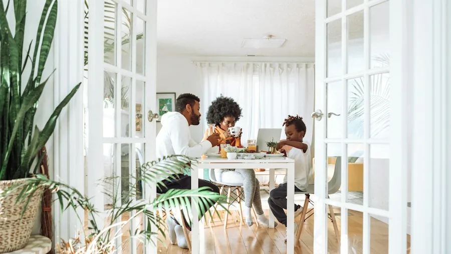 Speaker Systems on a Budget: What Shoppers Should Know About Affordable Multi-Room Audio in 2026 2 family listening to music together indoors