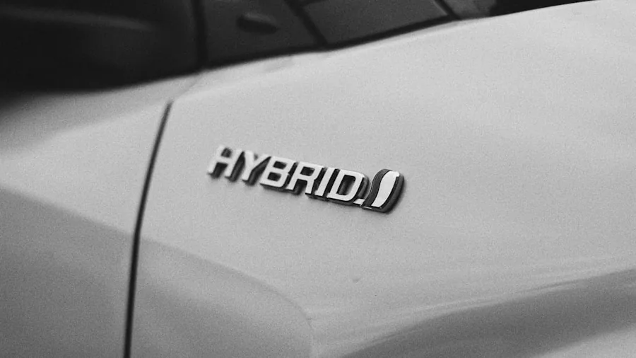 McLaren P34 Hybrid Coupe Arriving in 2027: What Buyers Should Know 2 hybrid engine performance technology