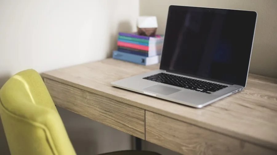Lenovo Project Swan Laptop: What Travelers Need to Know About the Expanding Screen 2 laptop portable office desk