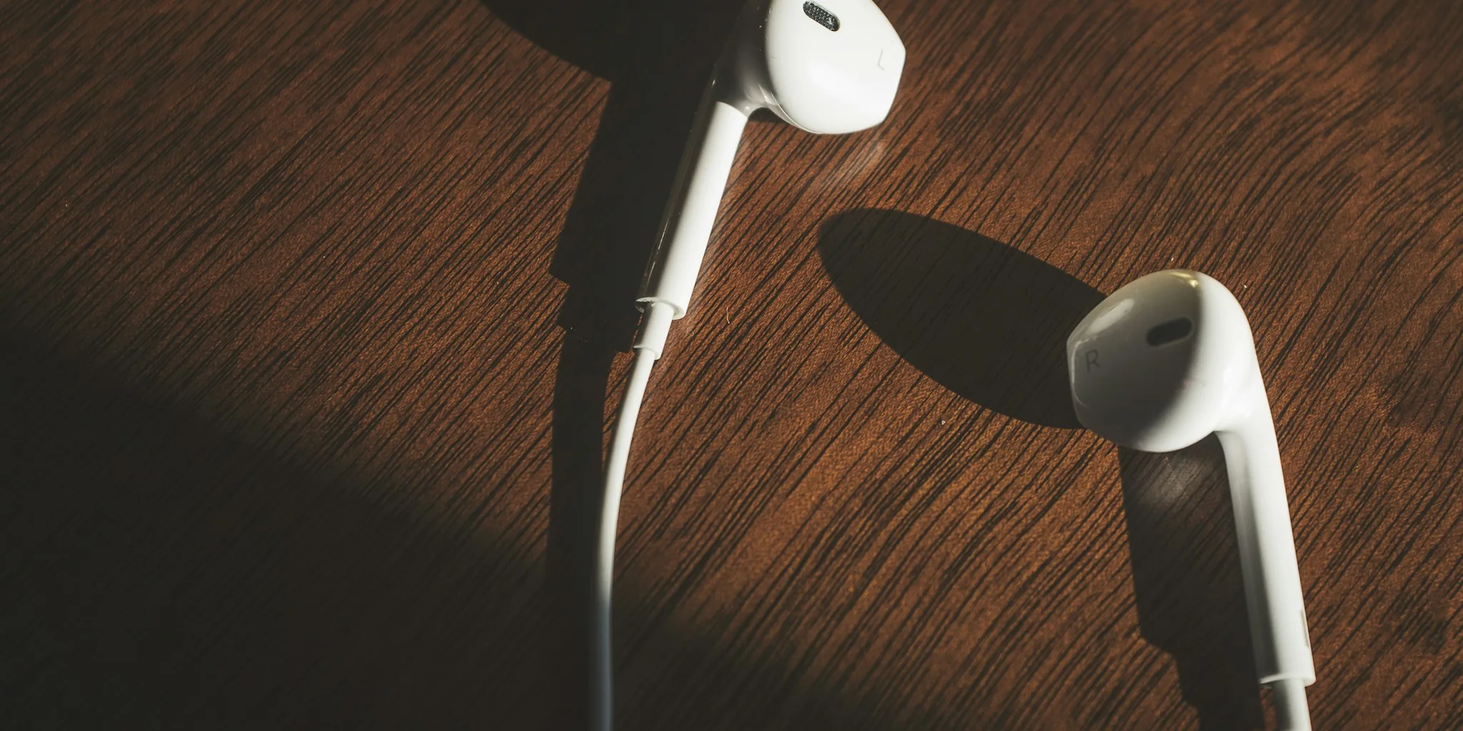 Shokz OpenFit Air 2 Earbuds 20% Lighter Now Available