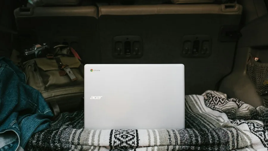 lightweight laptop for travel work