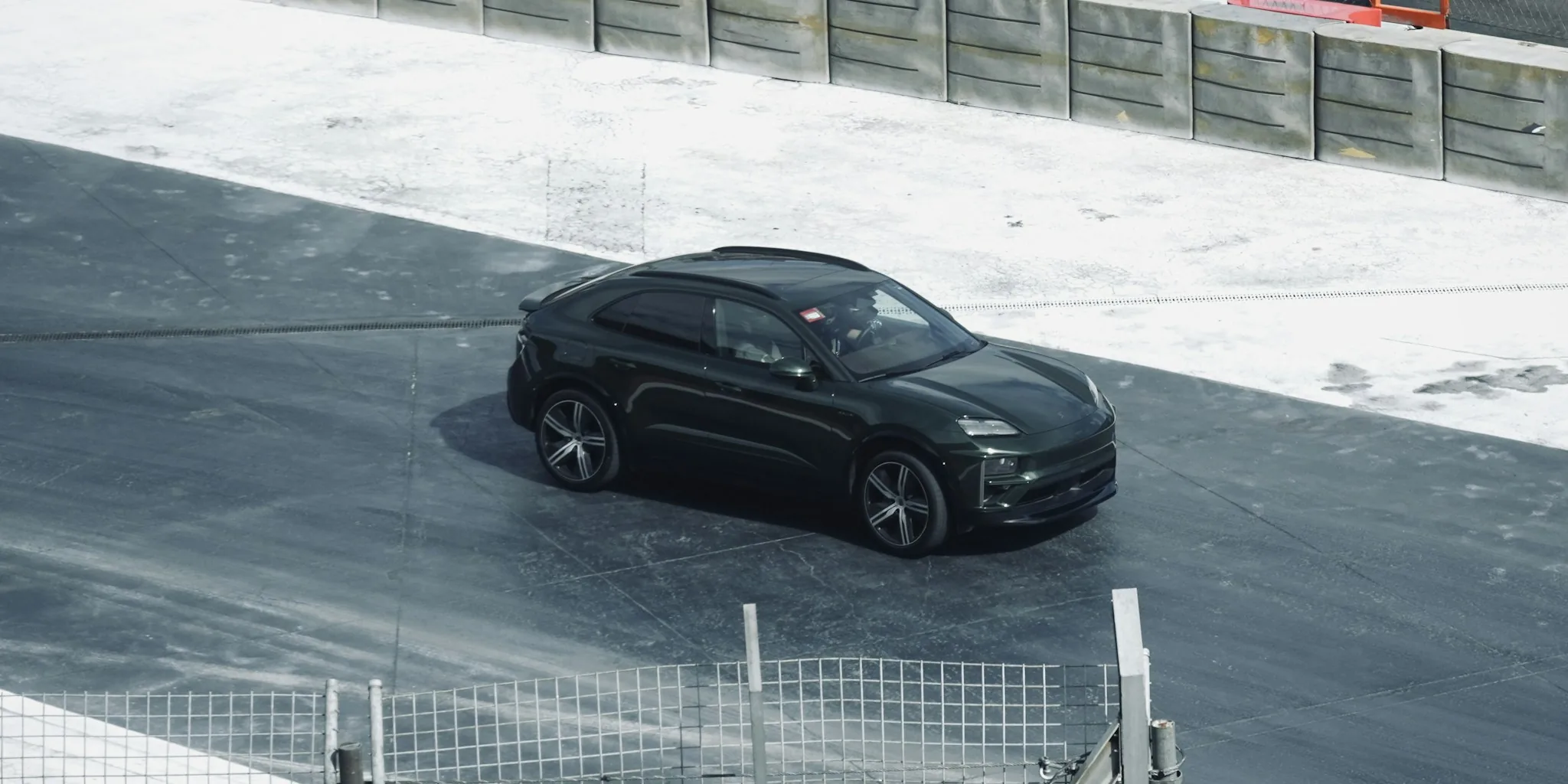 Volvo Ends EX40 Electric SUV Production