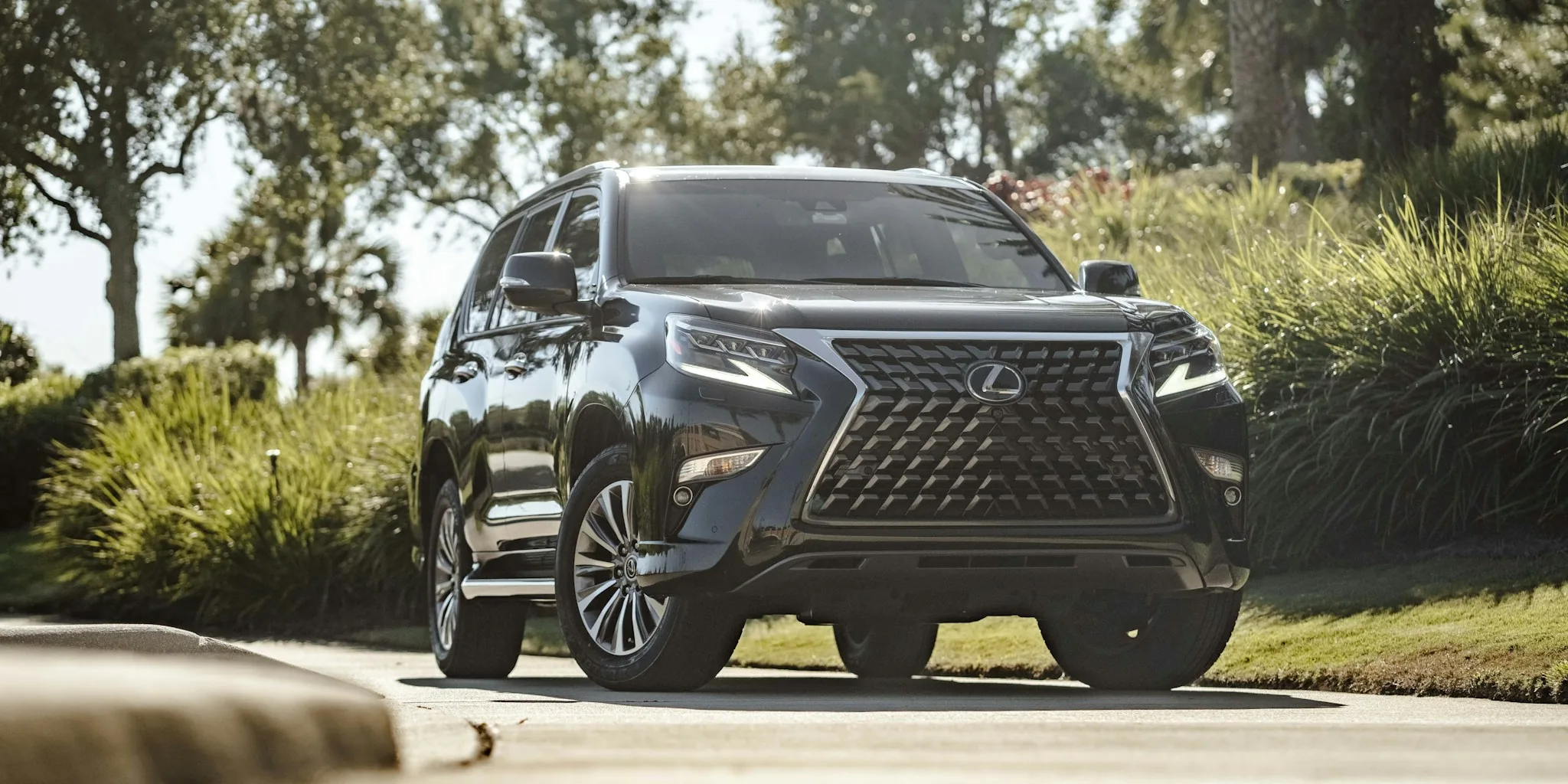 Genesis GV80 Hybrid Delivers 347 HP and 25% Better MPG