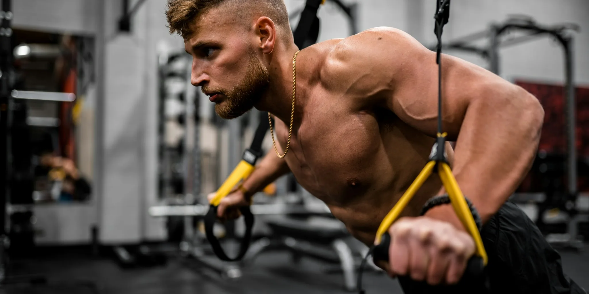 Actor Tom Hopper at 41 Shifts to Injury-Free Fitness: What Buyers Should Know About Training Smart