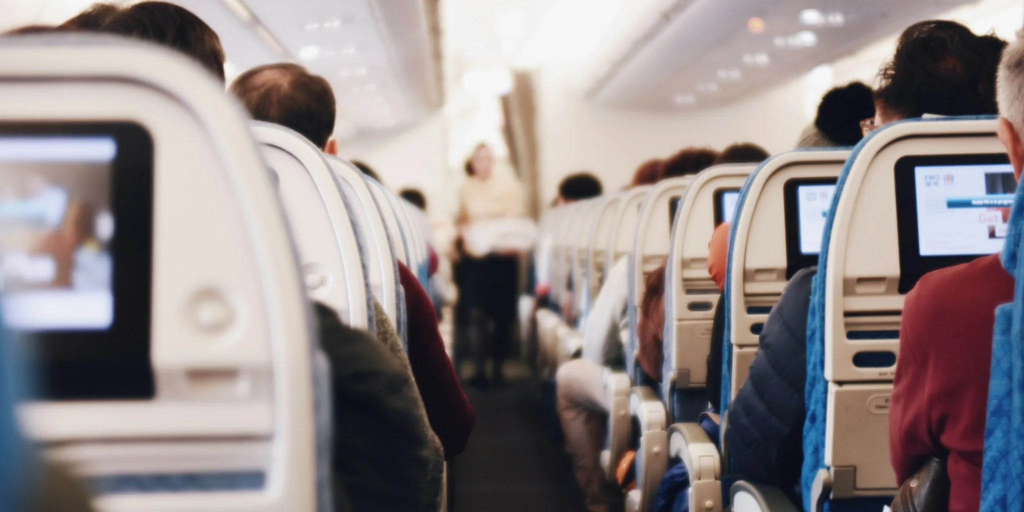 United A321XLR Aircraft Takes Flight with OLED Screens in Every Seat: What Travelers Should Know