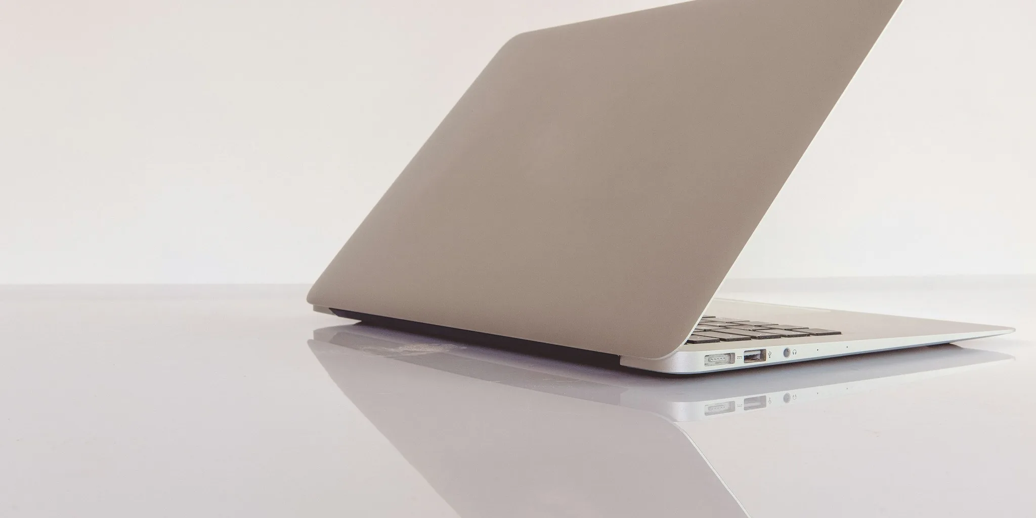 Google Android Laptops Open for Pre-Order: Five Models Starting at $899