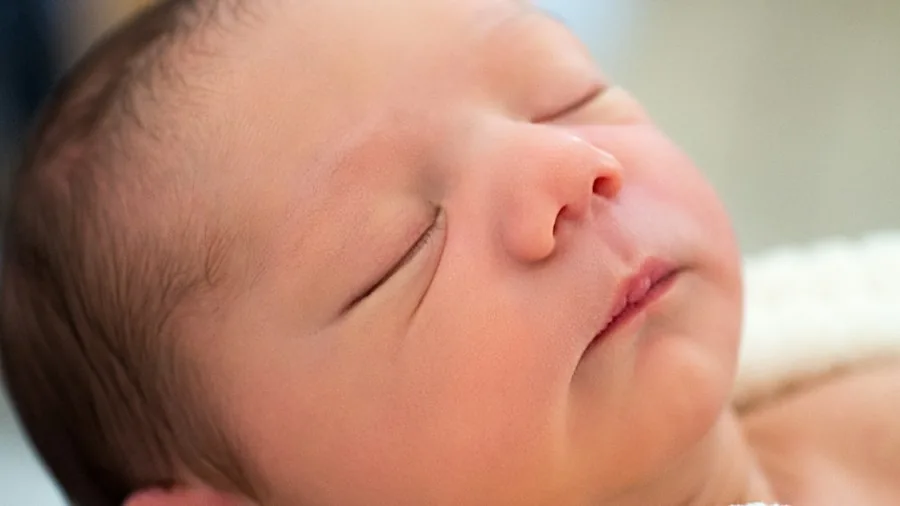 Baby Diaper and Wipe Labels Matter: What Every Parent Should Know Before Buying 2 newborn baby skin care