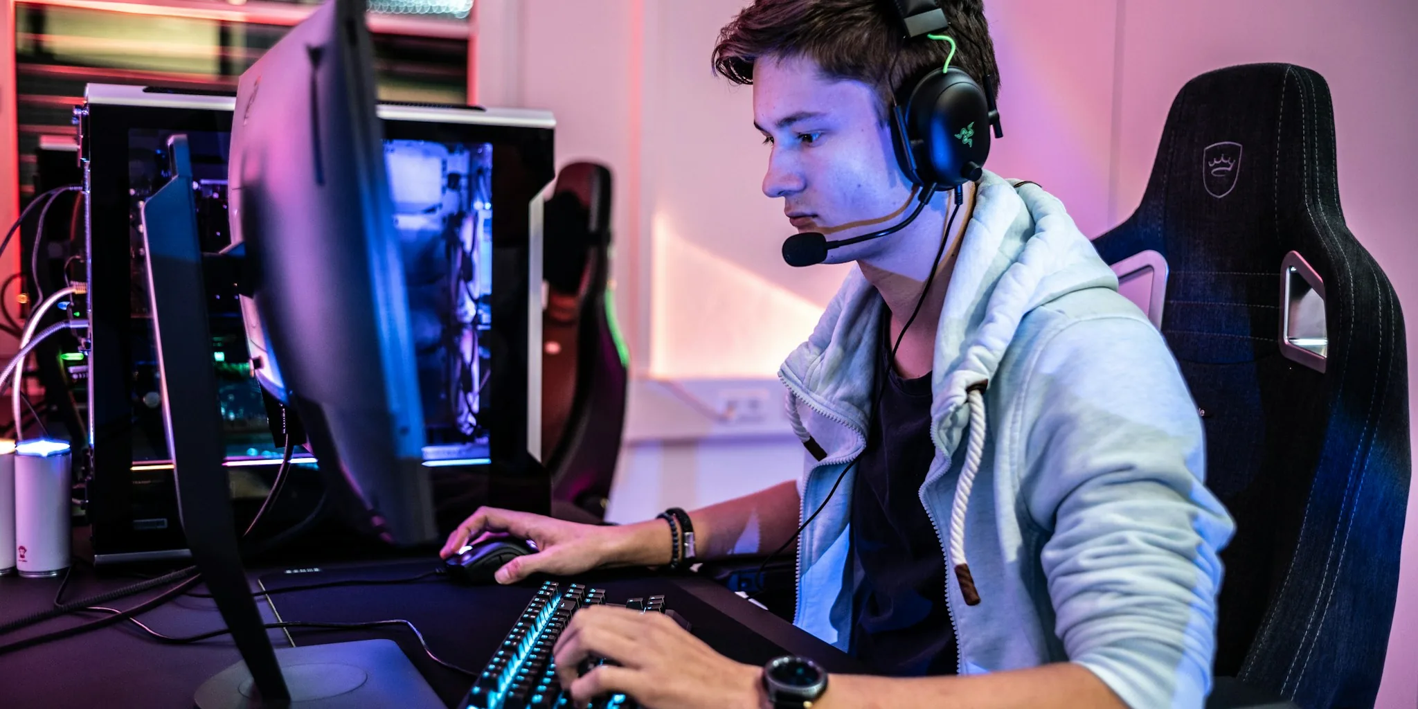 The 8 Best Gaming Earbuds