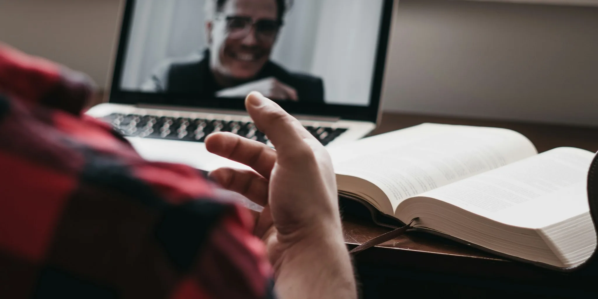 Samsung Foldables Add Webcam Feature for Your Laptop