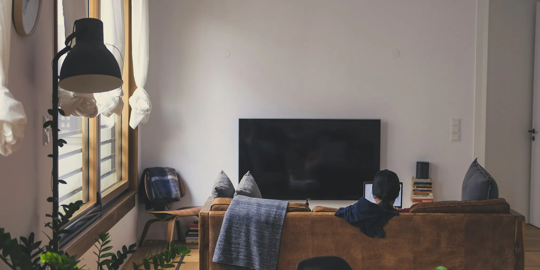 Watch International TV from Anywhere: 7 Key Tips