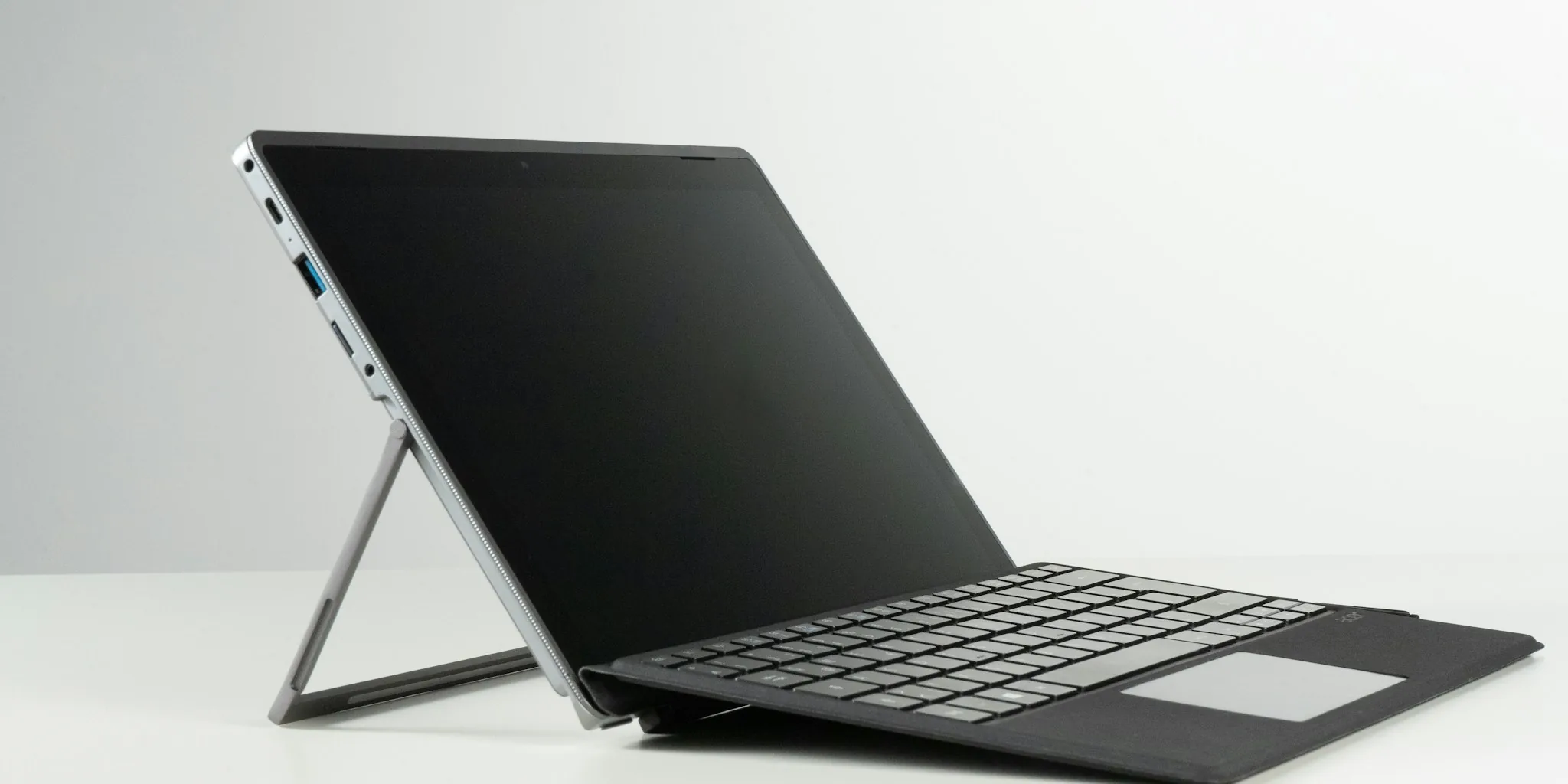 Lenovo Yoga 9n RTX Spark Convertible Leaks