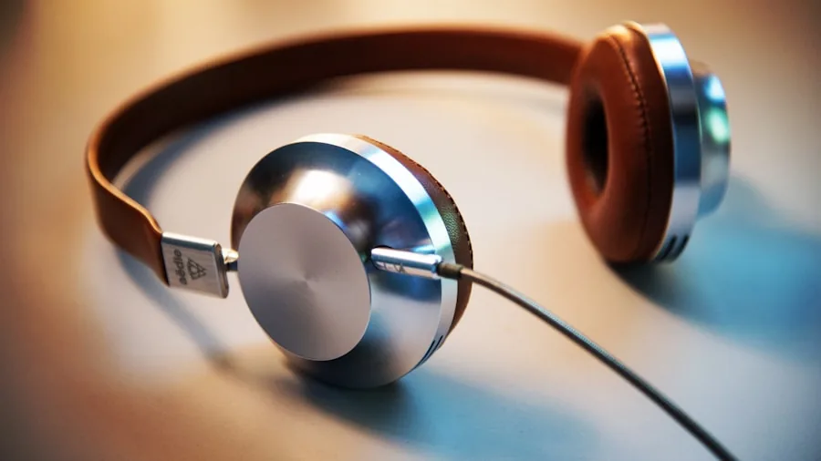 Sony Brings Back the WH-1000XM4 with New Budget Models: What Shoppers Should Know 2 premium headphones comfort fit