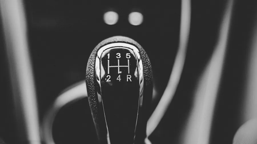 7 Tips to Choose the Perfect Car Accessory and Gadget Gift for Any Enthusiast 2 protective automotive gear dashboard
