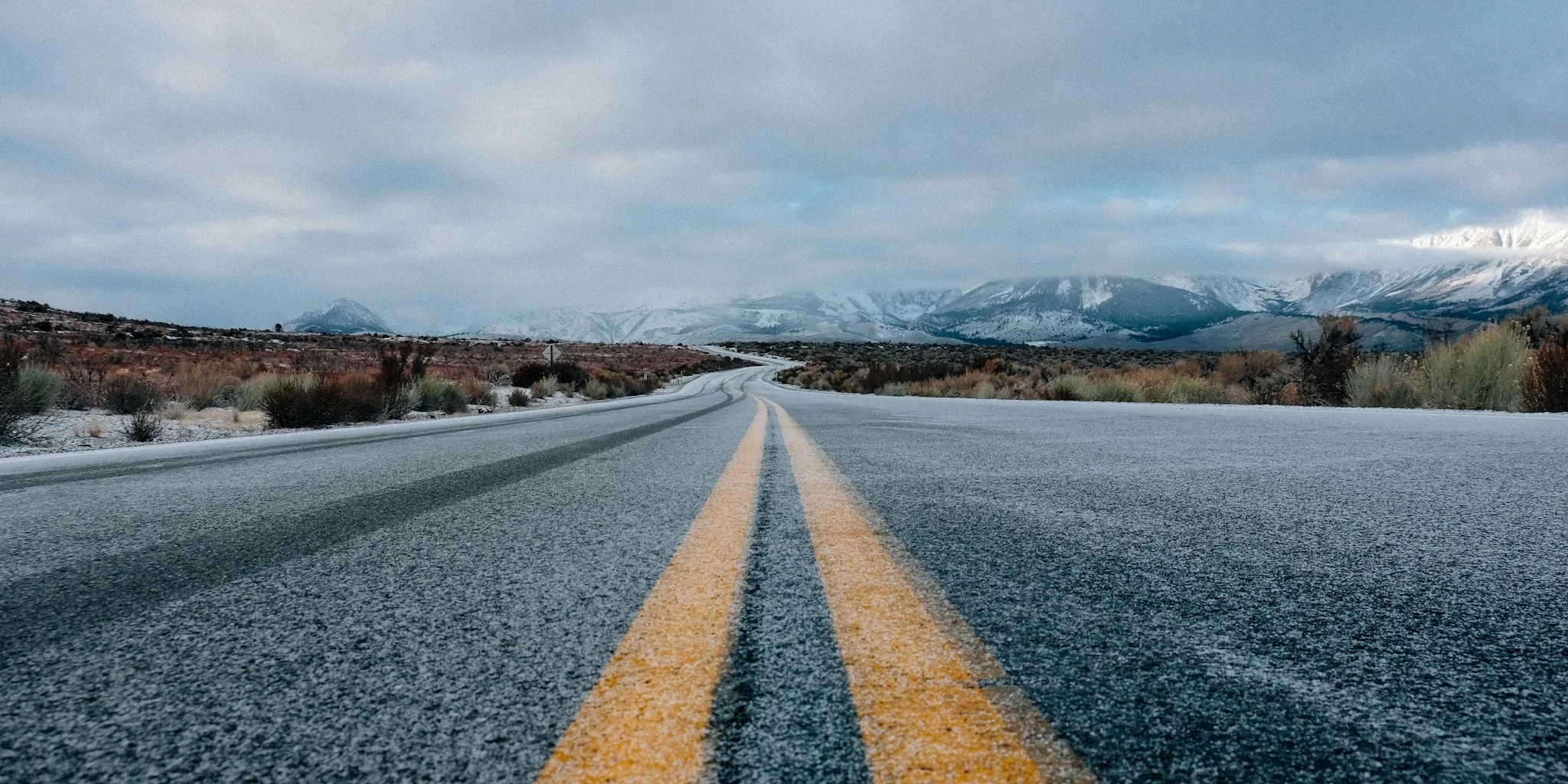 EV vs Hybrid vs Gas Car for Road Trips: Real World Comparison and Costs