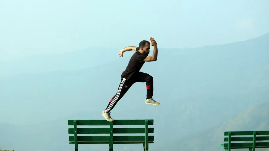 Return to Running After Summer Break: A 4-Week Fitness Comeback Plan for Runners 3 runner jogging hills incline