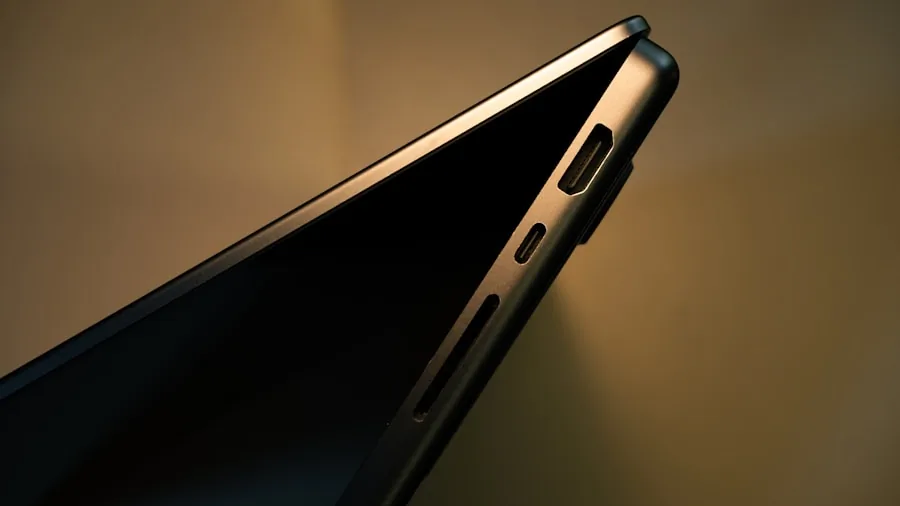 Lenovo ThinkBook Aeroblade Leak Shows Razor Thin Laptop Coming Soon What Shoppers Need to Know 3 slim laptop side profile edge