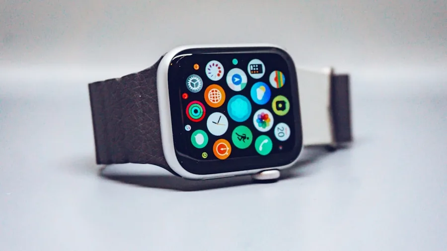 Signal Ring Blood Pressure Tracker Launches: What Shoppers Need to Know Before Buying 3 smartwatch wearable technology display
