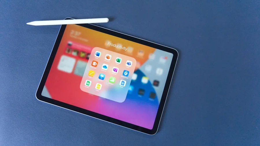 Lenovo Googlebook Laptops Are Coming This Fall Here's What Shoppers Should Know 2 tablet with stylus creative work