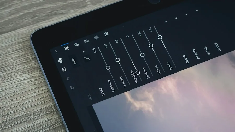 Touchscreen Laptops Are Worth Your Money: Here's Why Buyers Are Switching 3 video playback controls tablet interface