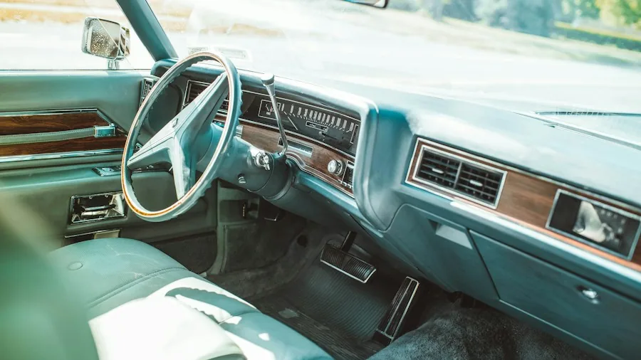 1976 Volvo 264GL Test: What Buyers Should Know About This High-Priced Swedish Sedan 3 vintage sedan front seats comfort