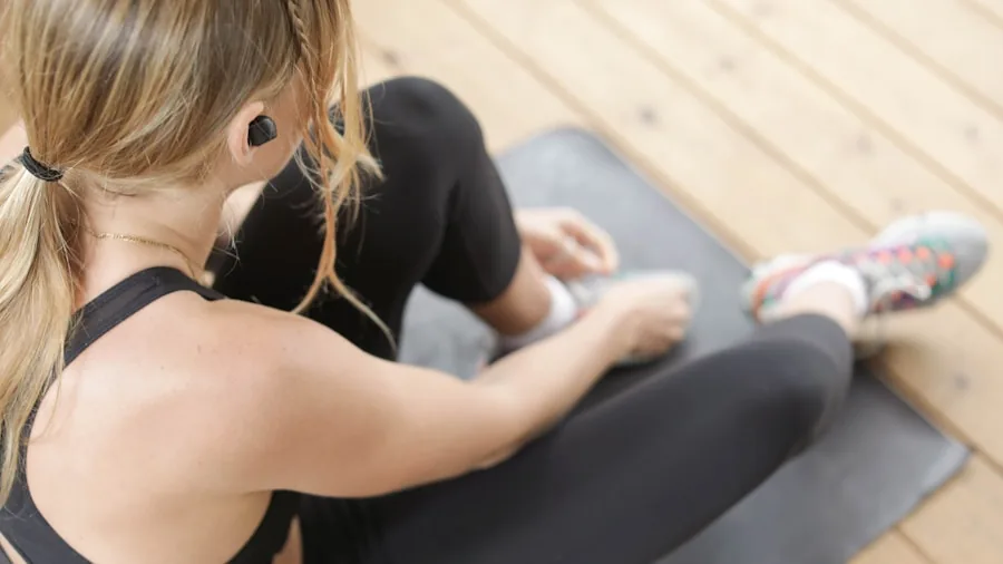 The %product_count% Best Resistance Bands 4 Woman performing bicep curl exercise with comfortable grip during home workout session
