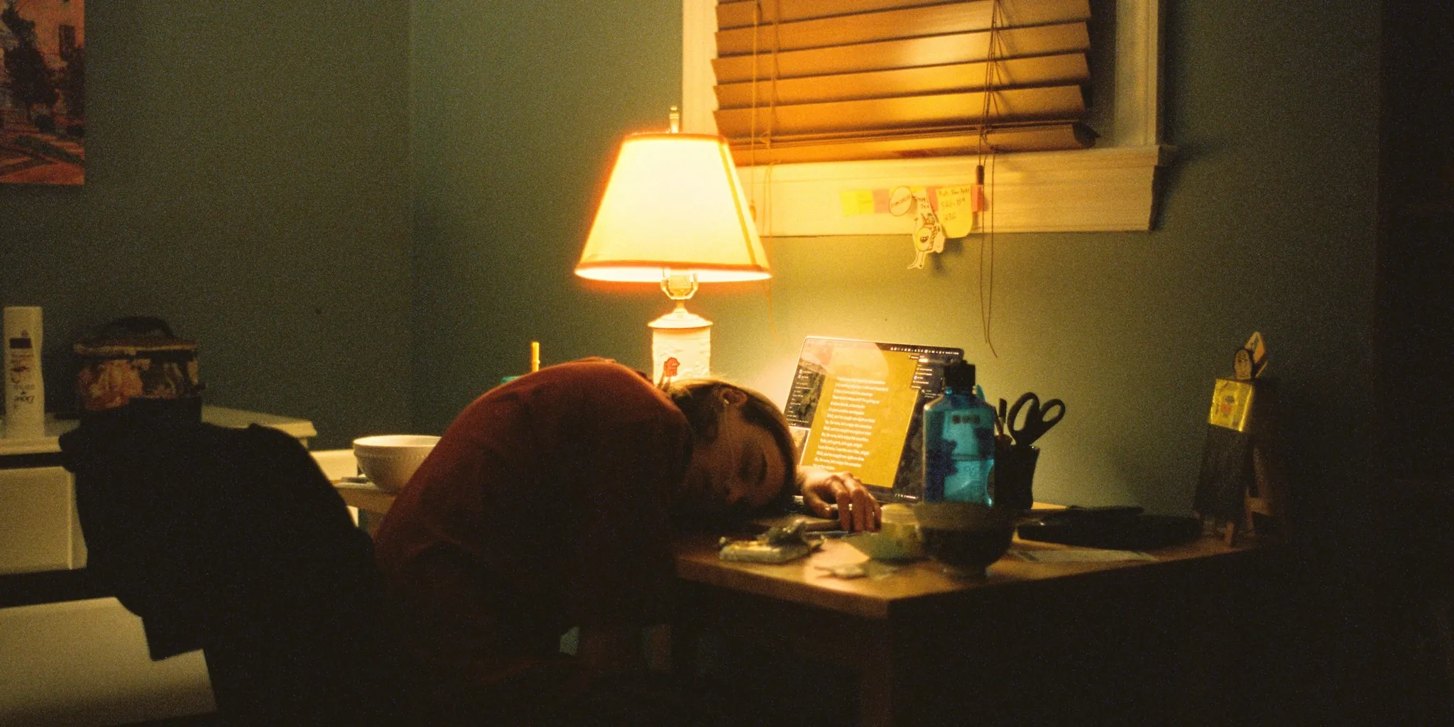 Light Therapy Lamps We Recommend for Seasonal Mood in 2026