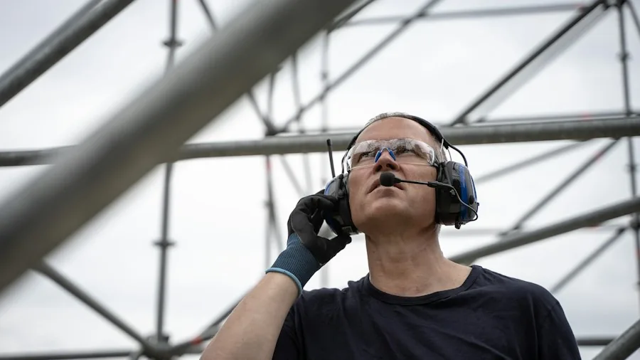 Neurable One Headphones Launch in 2026: What Shoppers Need to Know About Brain-Scanning Audio 2 worker using headphones during deep focus